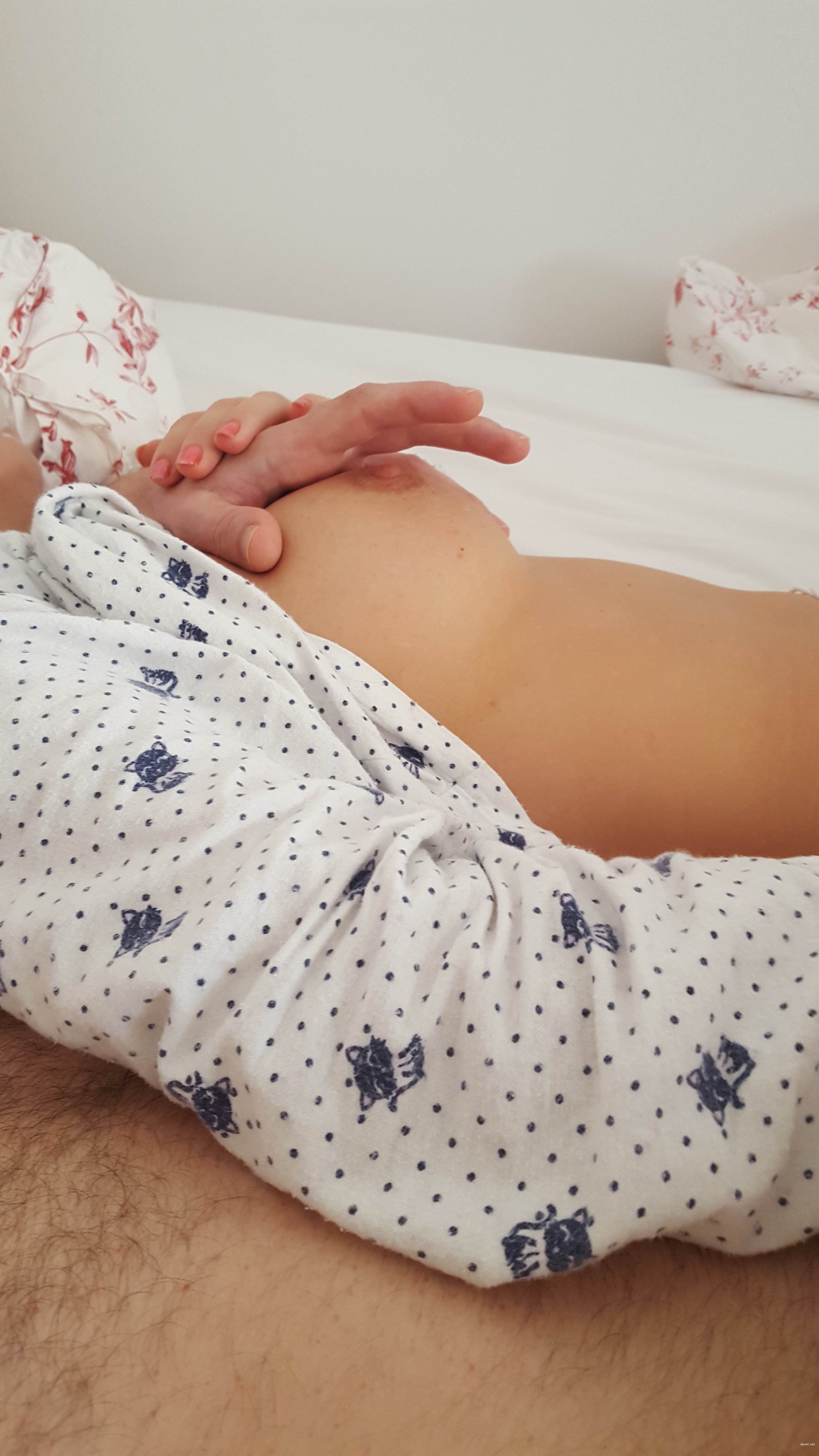 Hot Amateur MILF's Homemade XXX Pics: Explicit and Uncensored!