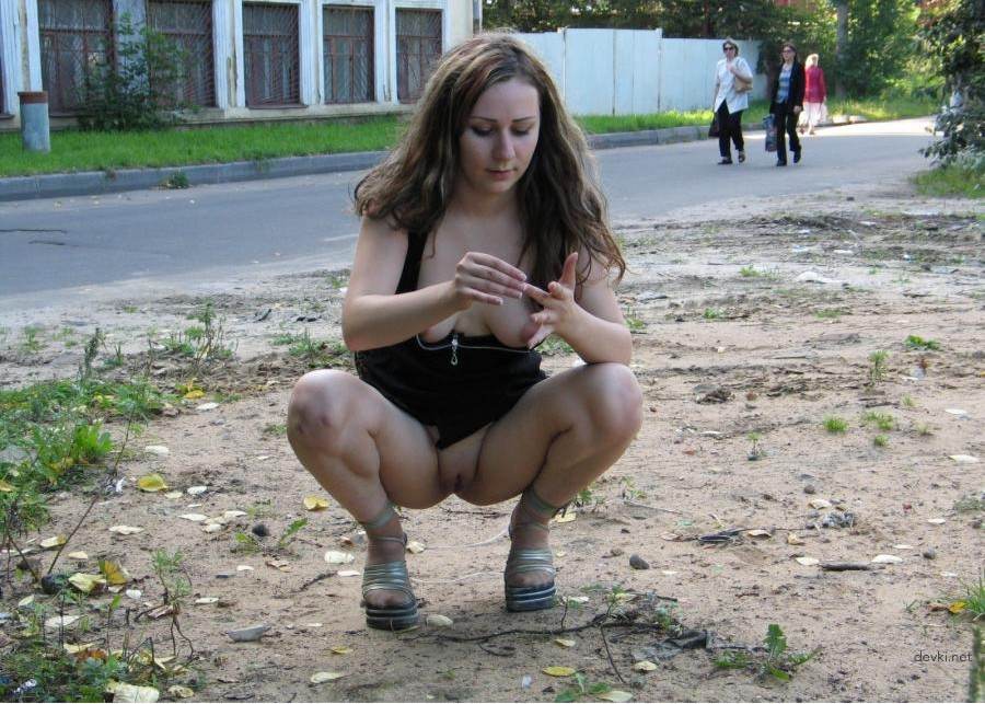 Young Slut Shows Pussy Outdoors - Explicit Amateur Photo