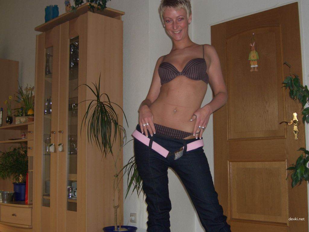 Mature Woman with Short Hair in Hardcore Amateur Porn