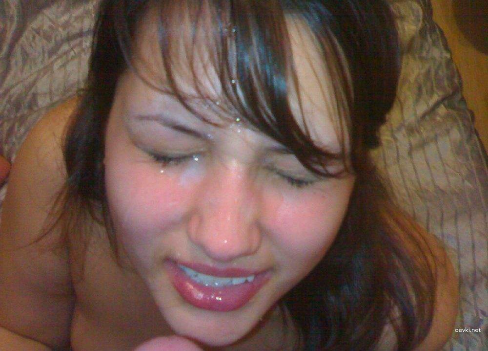 Playing with her boyfriend's thick cock - Amateur porn photo