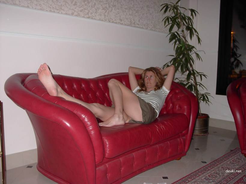 Mature Woman Exposes Her Wet Pussy - Amateur Porn Photo