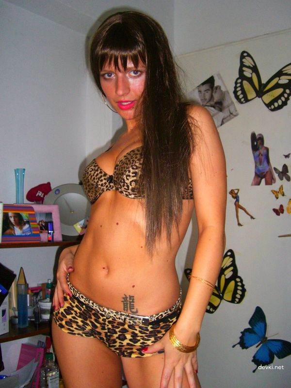 Raw and Uncensored Amateur Sex Photos: Intimate Home Porn in Explicit Detail