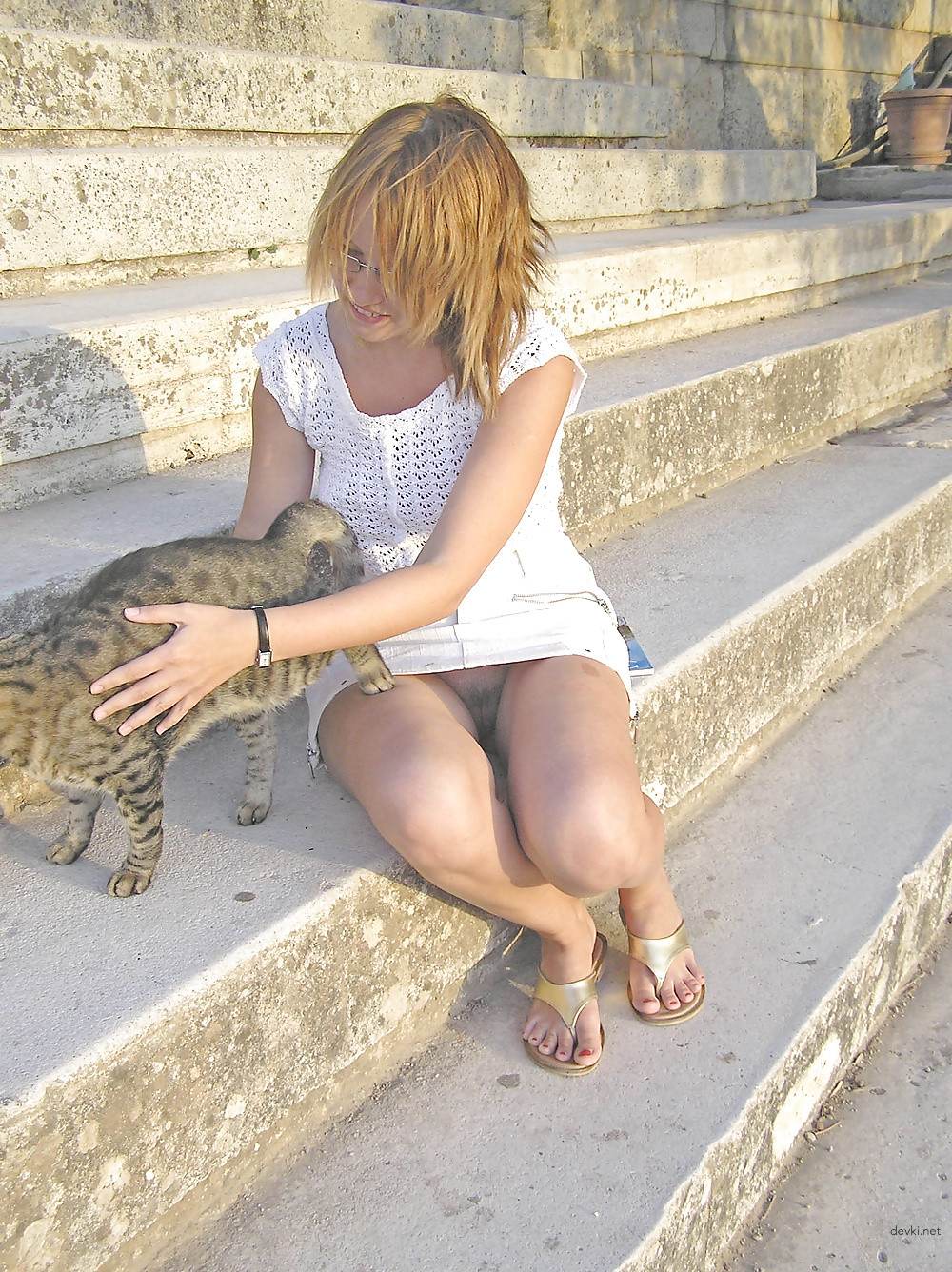 Fiery Amateur Loves Showing Off Her Pussy