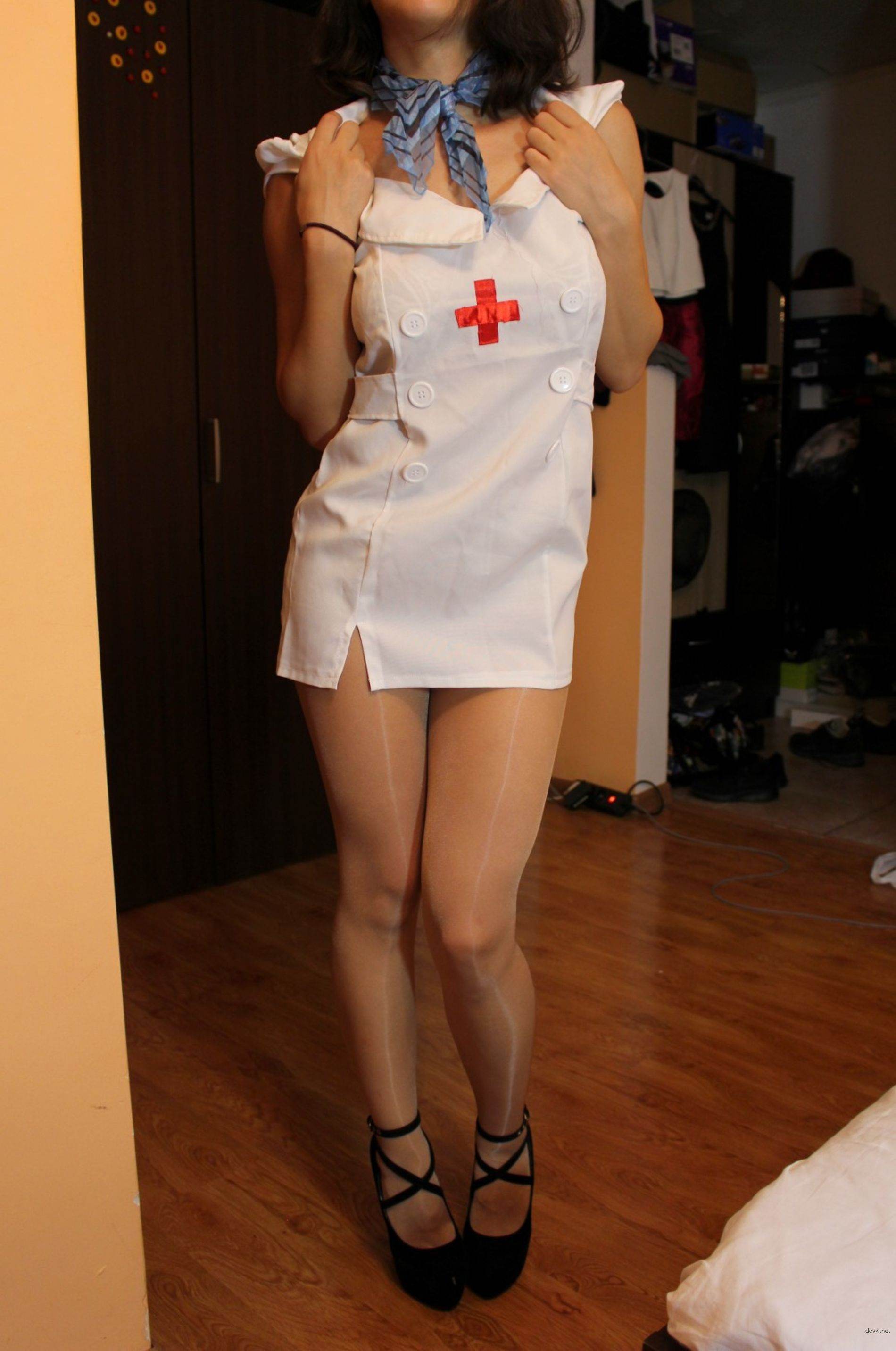 Private Nurse in Pantyhose: Explicit Amateur Photo