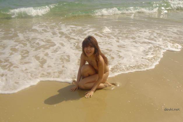 Explicit Asian Amateur Erotic Album: Intimate Photos of a Sexy Asian Girl