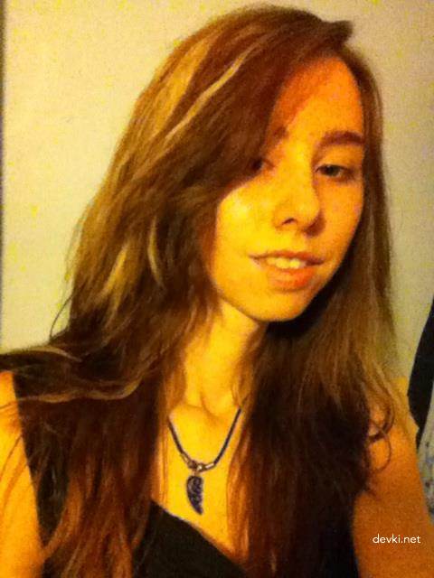 Hairy Pussy Girl Sucks Cock - Explicit Amateur Blowjob Photo