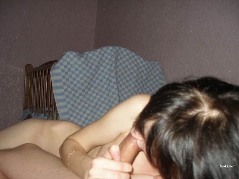 Hot Homemade Family Porn Pics - Explicit Amateur Sex Photos