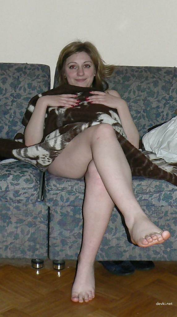 Amateur Slut Plays with Cock and Fucks in Car - Explicit Homemade Porn