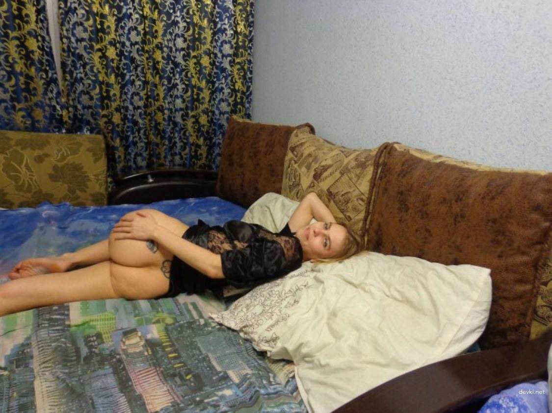 Amateur Women in Explicit Homemade Porn - Uncensored XXX Photos