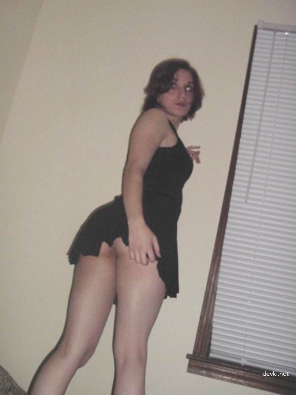 Hot Amateur Girl Playing with Big Cock - XXX Porn Photo