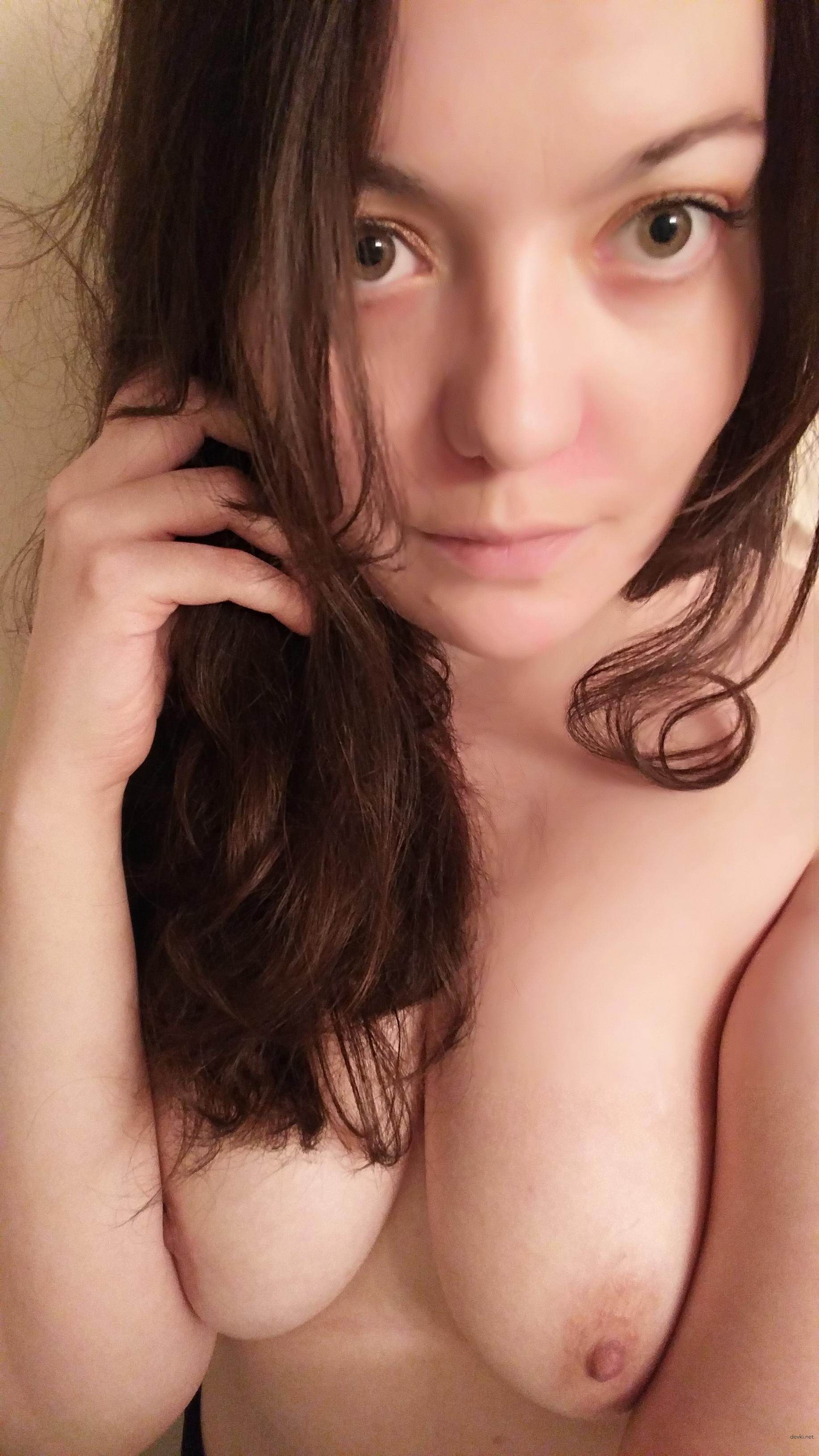 Amateur Selfie Webcam Porn: Hot and Explicit Solo Action