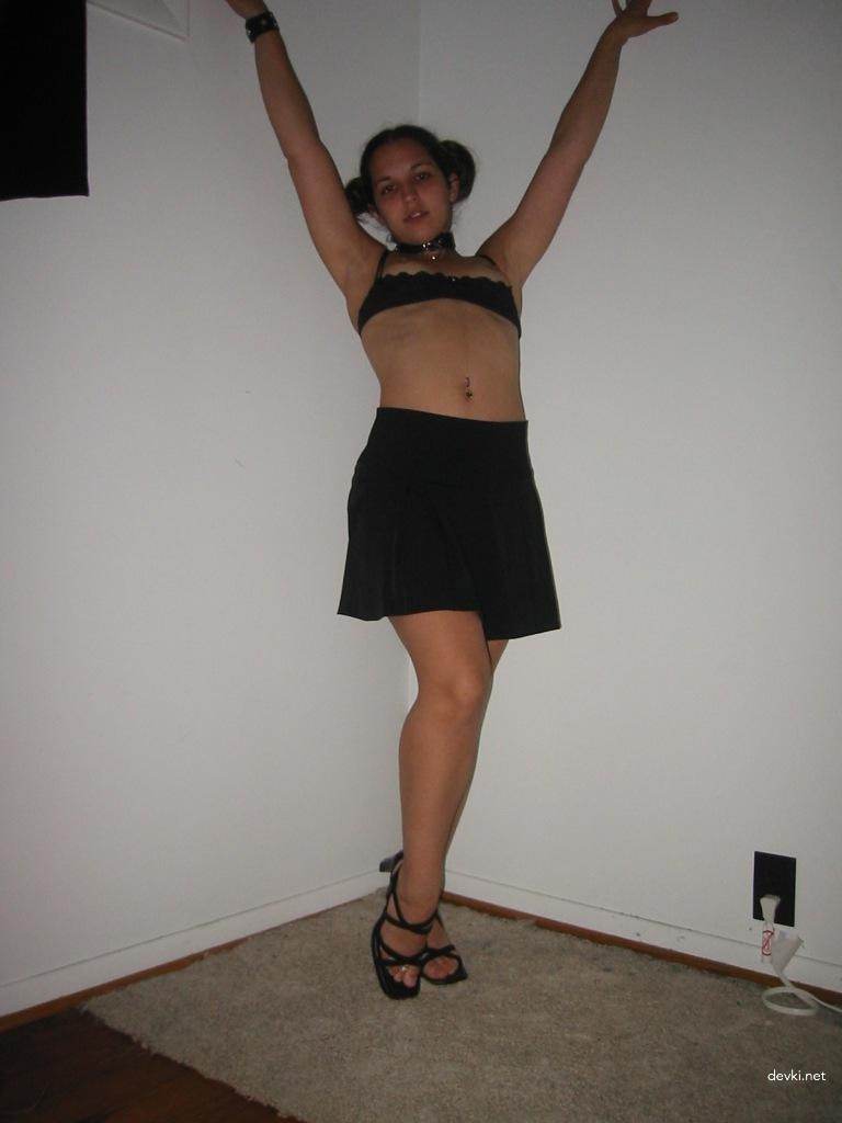 Hot Brunette Amateur Porn Archive: Explicit Sex Photos