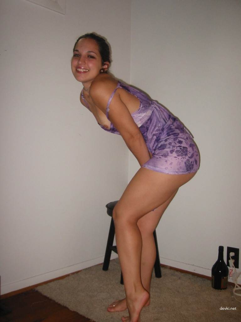 Explicit Amateur Brunette's Intimate Photo Archive - XXX Pics