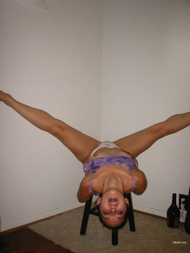 Explicit Amateur Brunette's Intimate Photo Archive - XXX Pics