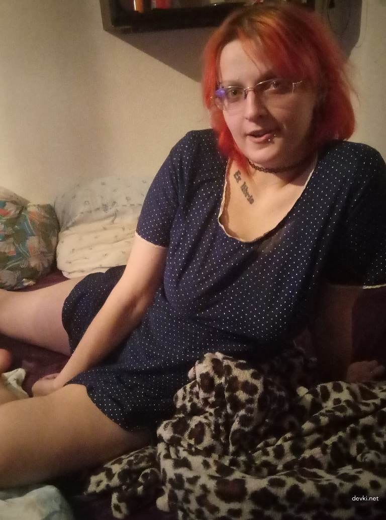 Hot Amateur Redhead Babe in Hardcore Home Sex