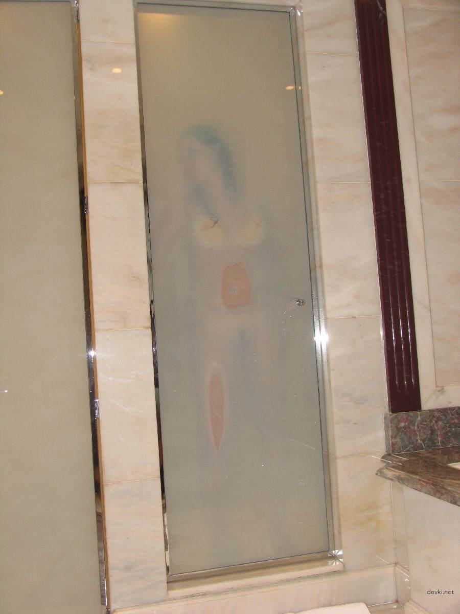 Explicit Blonde Amateur Porn Photos from Behind - Naked Blonde Girl Pics