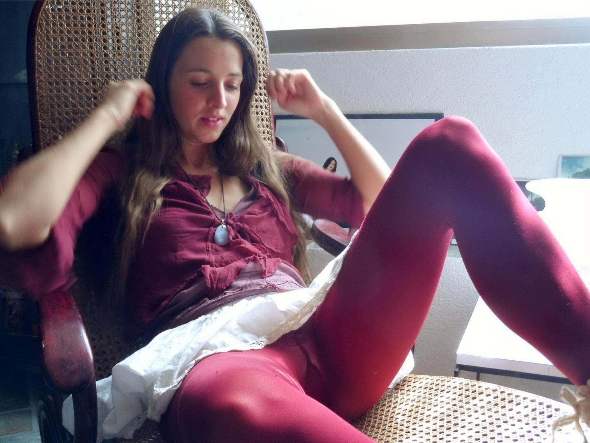 Explicit Amateur Photo: Cute Girl with Hairy Pussy - Uncensored Close-Up Shot