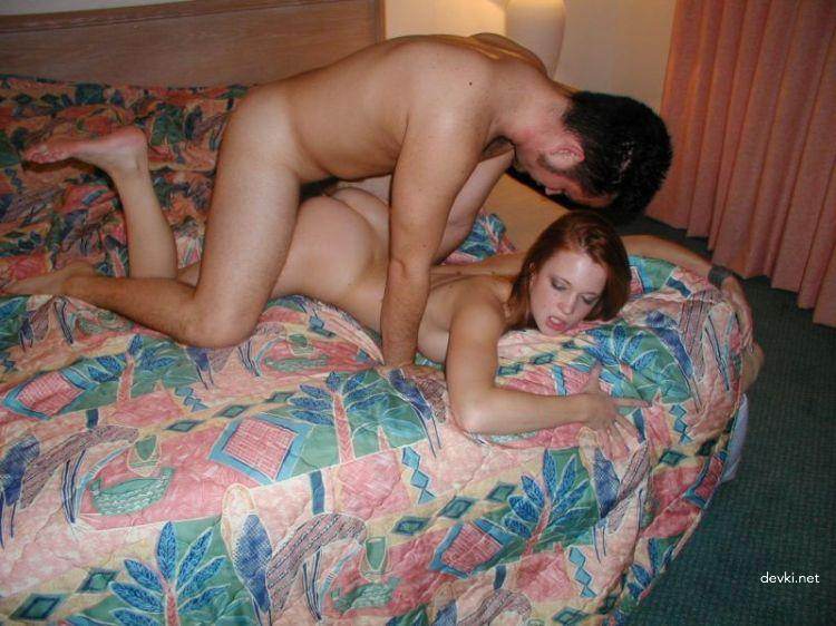 Hot Redhead Amateur Sex Photo: Beautiful Girl in Explicit Action