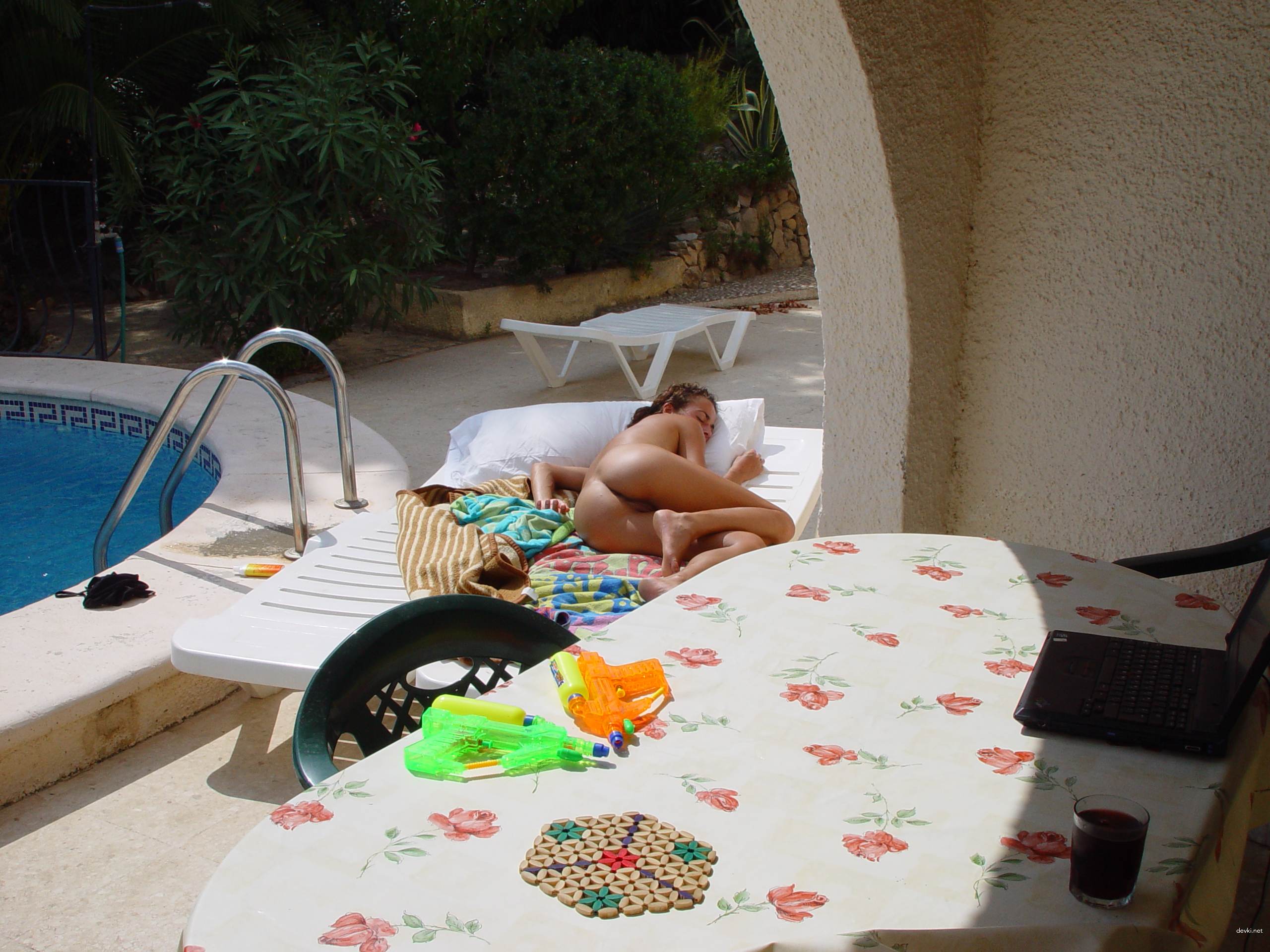 Explicit Amateur Porn Photos from Resort: Intimate Vacation Nudes