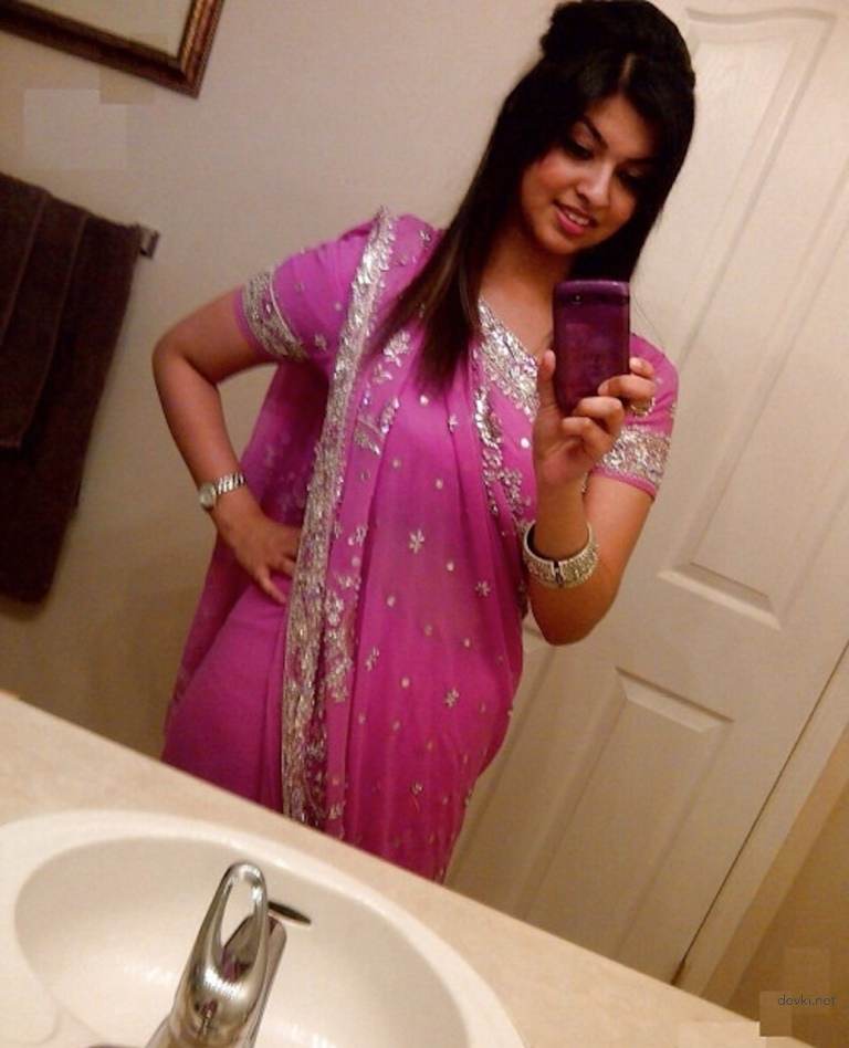 Hot Indian Amateur Erotica: Explicit Homemade Photos