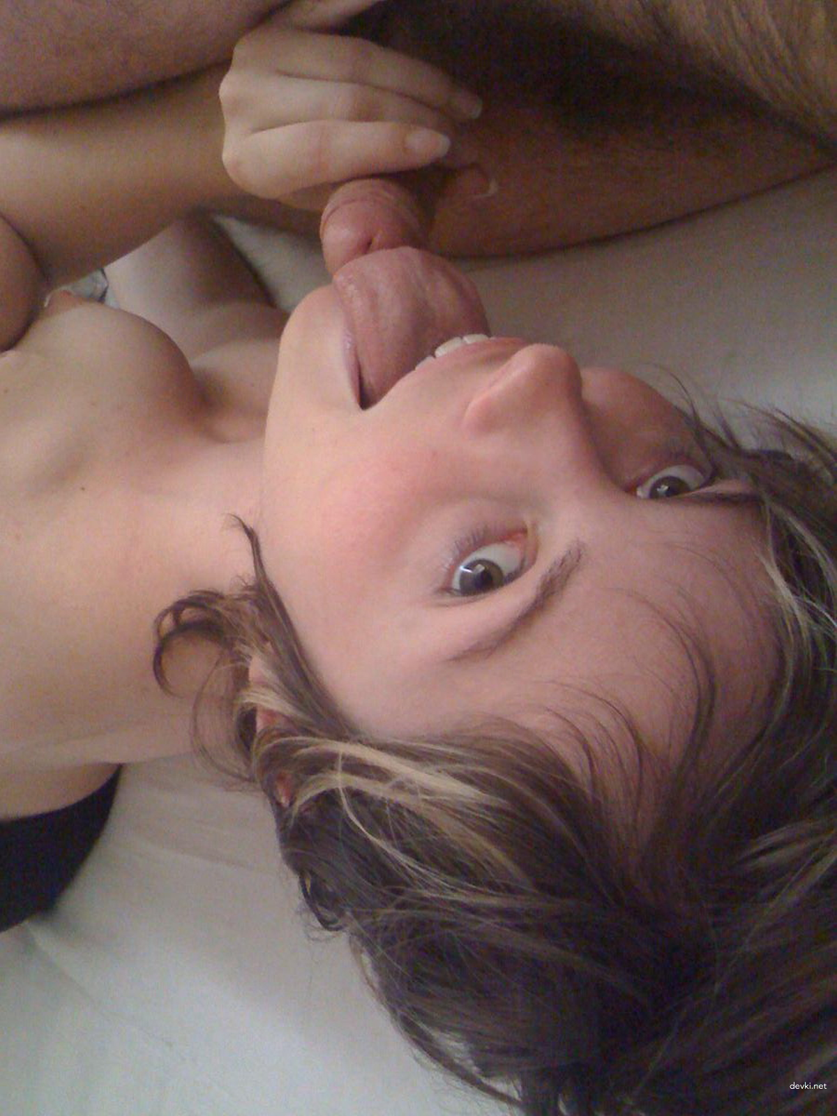 Hot Amateur Couple's Explicit Homemade Sex Photos