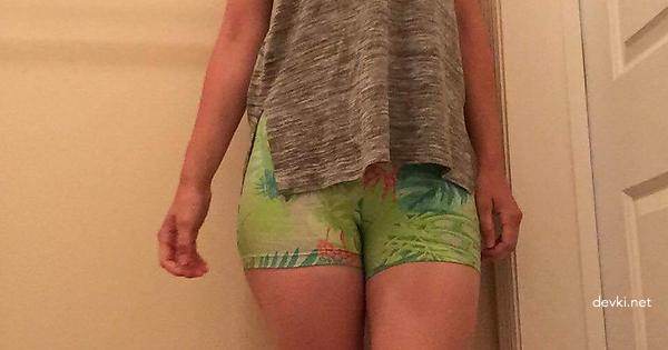 Hot Brunette with Small Tits in Amateur Porn Pic