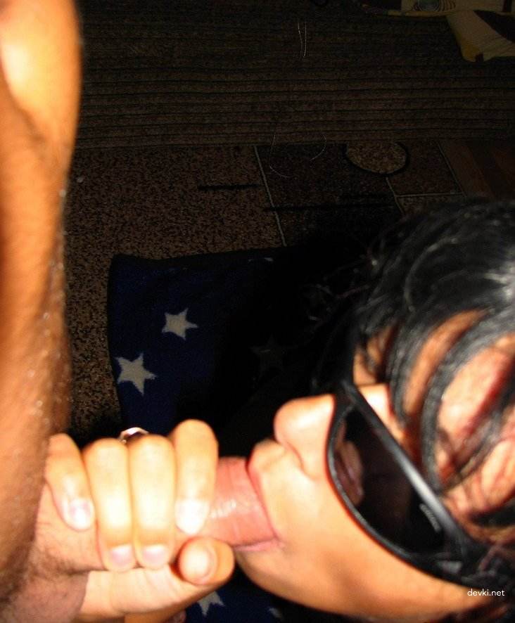 Beautiful Ass Lady Fucks Herself - Amateur Porn Photo