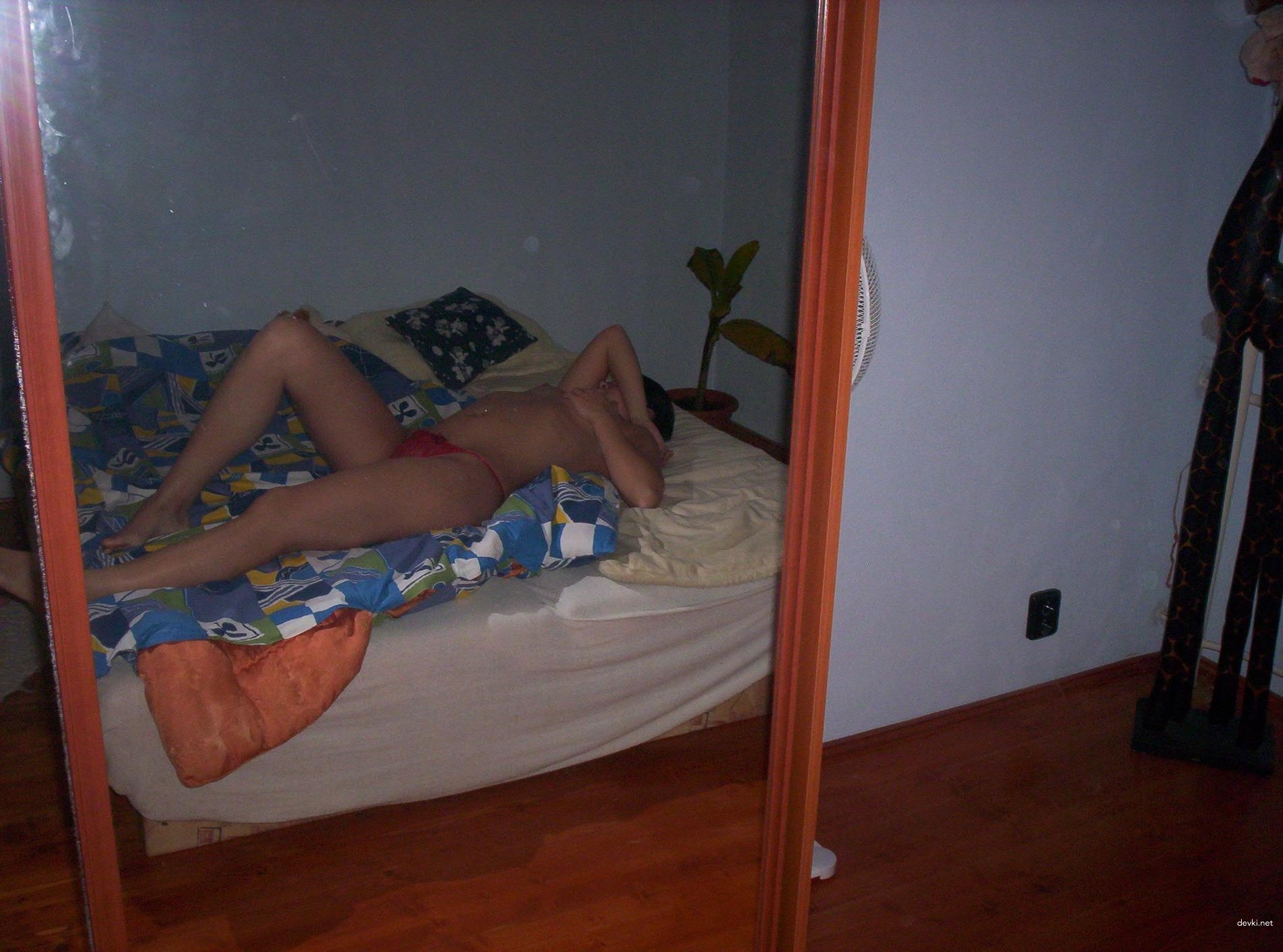 Hot Homemade Group Sex Pics with Friends - Explicit Amateur Porn Photos