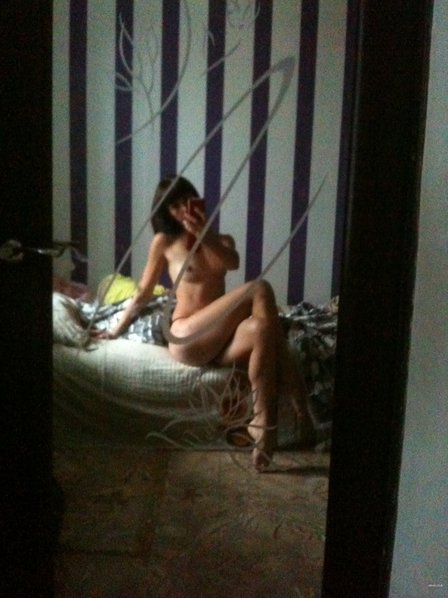 Sexy Girl with Beautiful Legs - Amateur Photo