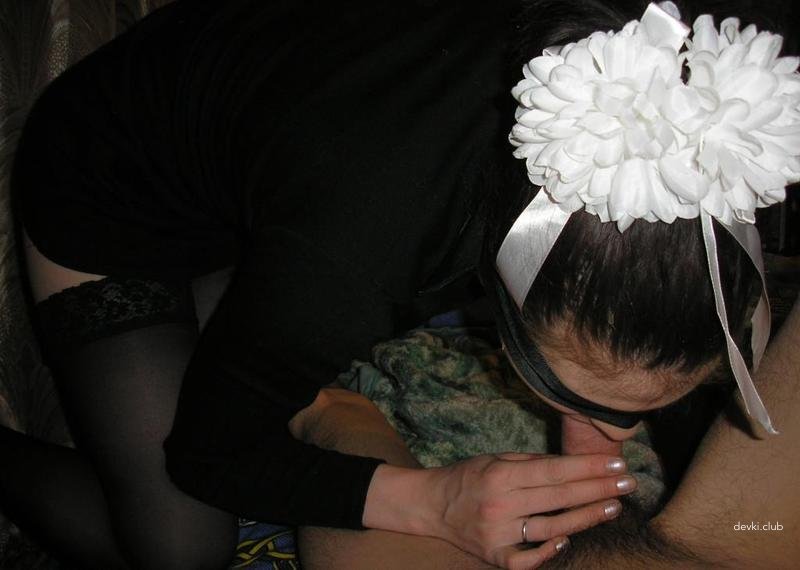 Blindfolded Wife Deepthroated - Amateur Oral Sex Photo