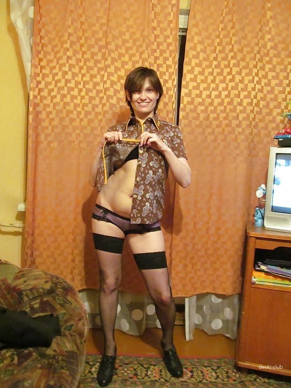Amateur Homemade Porn Photos: Explicit XXX Pics from Home