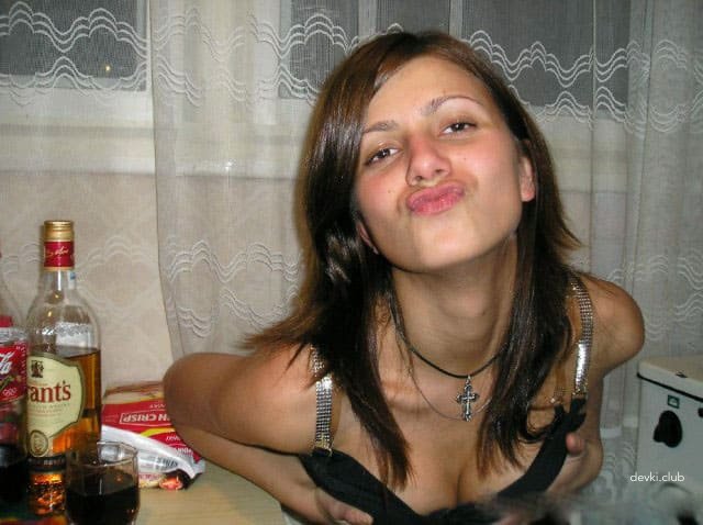 Hot Amateur Babe's Private Sex Photos - Explicit XXX Pics