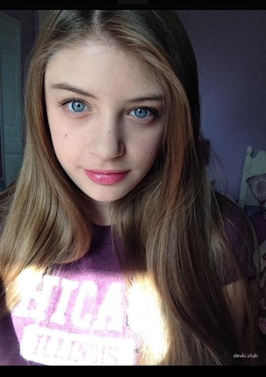 Explicit Amateur Nude Young Girl Photo
