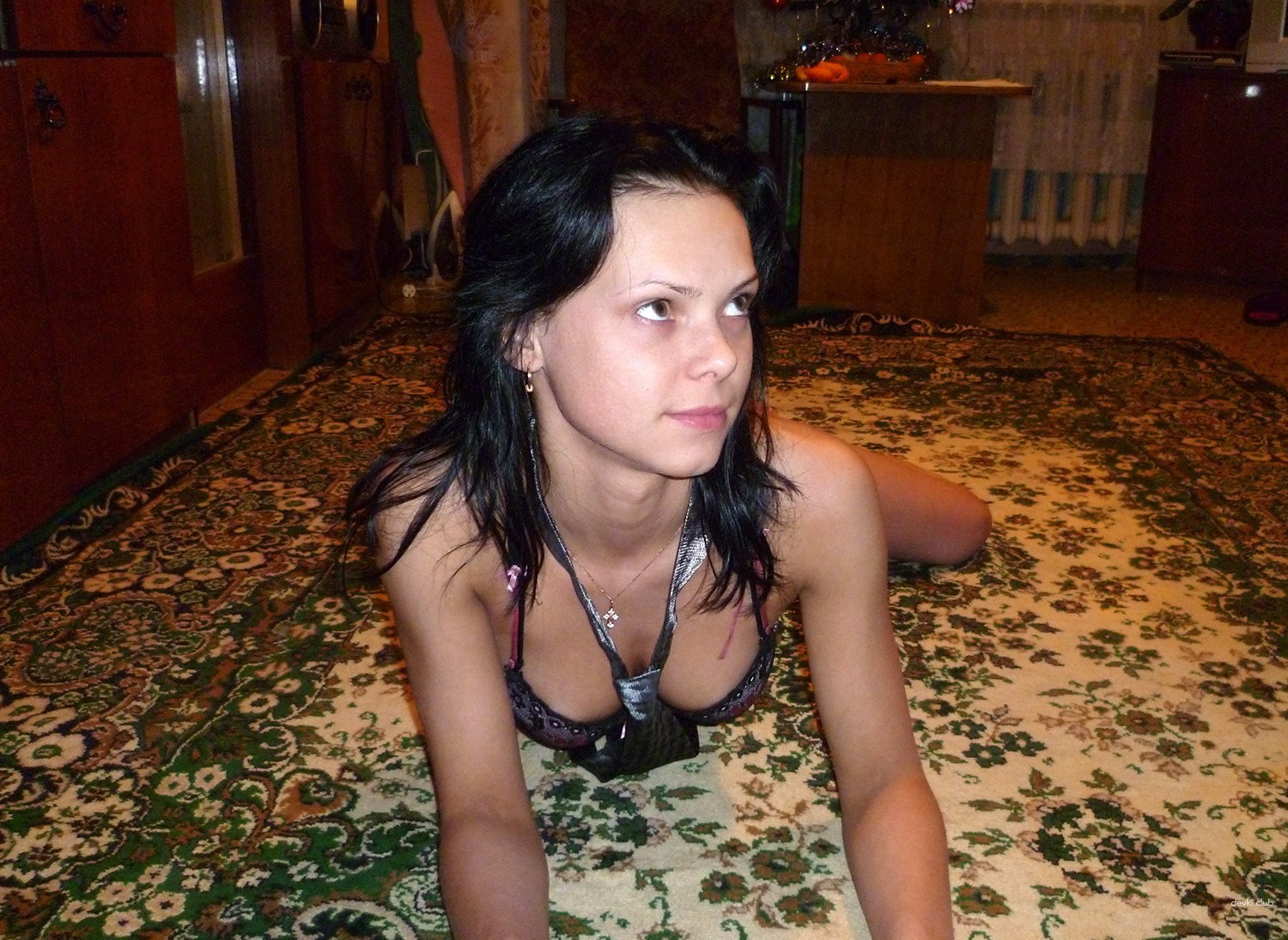 Young Girl with Elegant Breasts: Explicit Amateur Photo