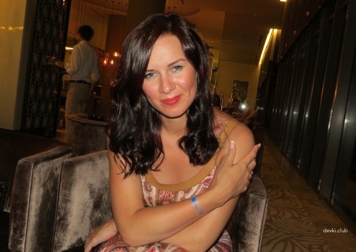 Hot Woman Engages in Explicit Sex - Amateur Porn Photo