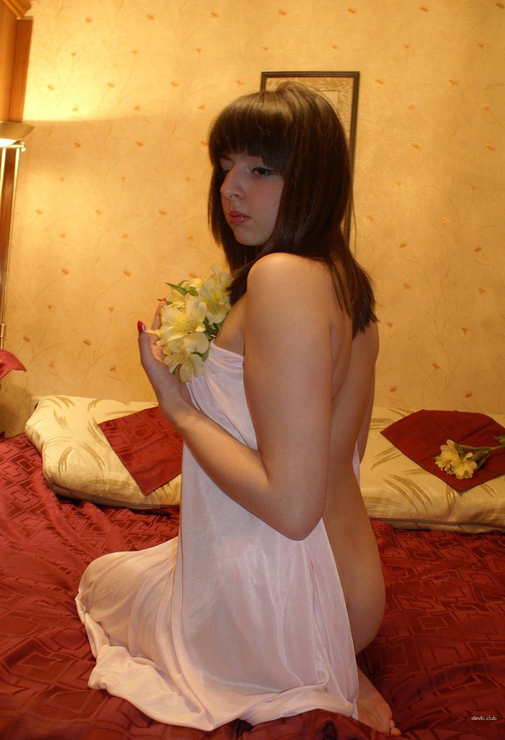 Hot Slut in Lingerie Amateur Porn - XXX Explicit Photo Shoot