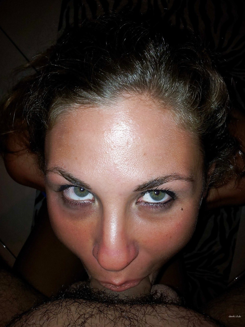 Drunk Girl Blowjob: Amateur Porn Photo