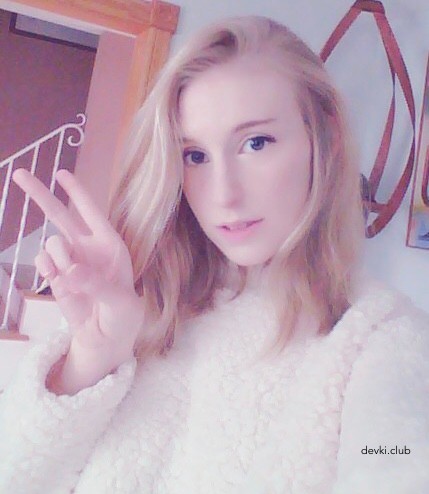 College Student Fucks Herself in the Ass - Explicit Amateur Anal Porn