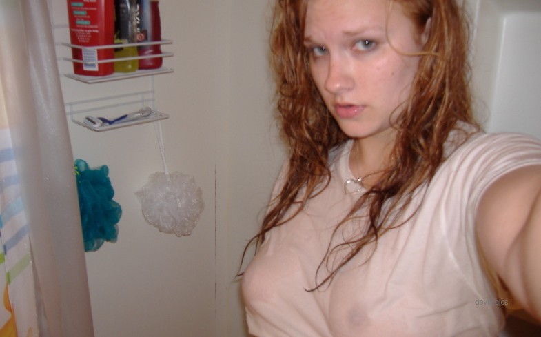 Amateur Redhead with Big Ass Porn Photo - Explicit XXX Content