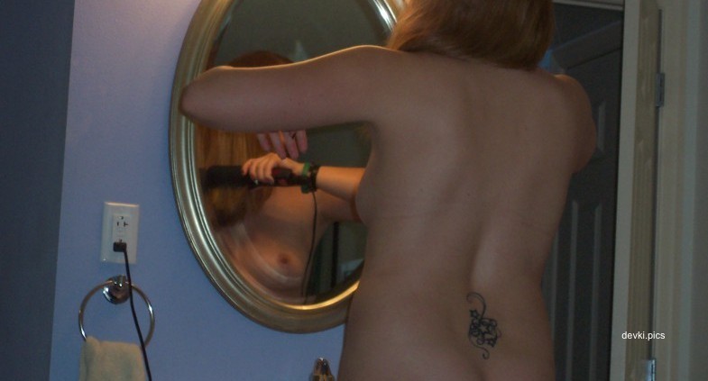 Amateur Redhead with Big Ass Porn Photo - Explicit XXX Content