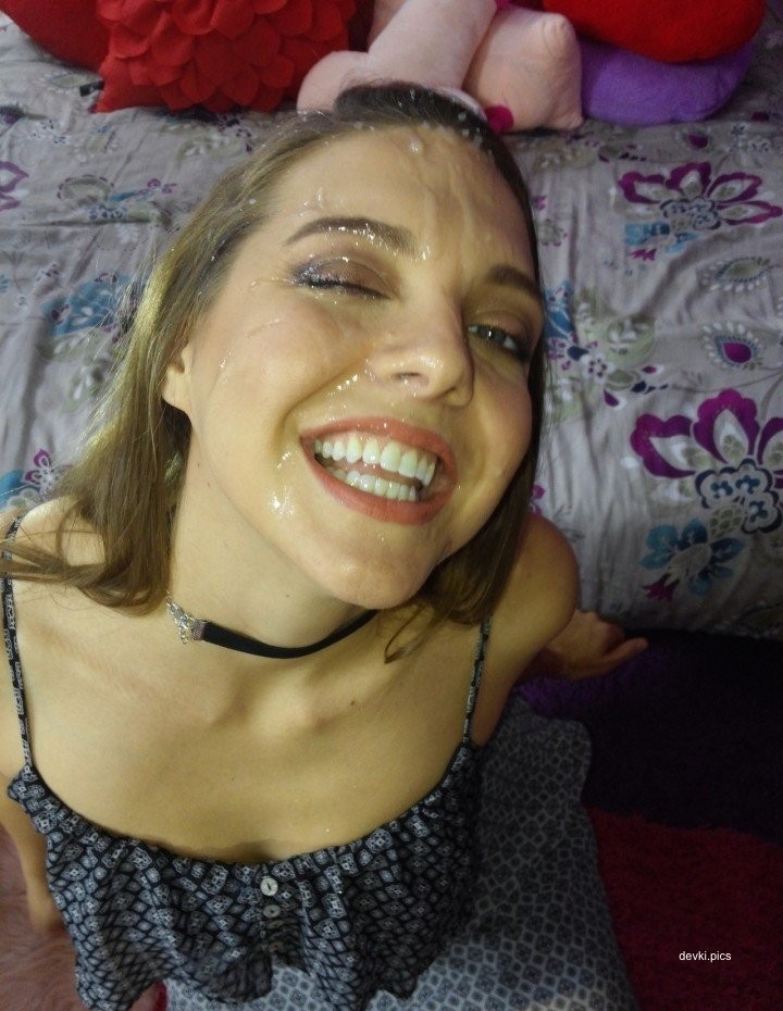 Facial Cumshot Amateur Porn: Cum Covered Face in Explicit Photo