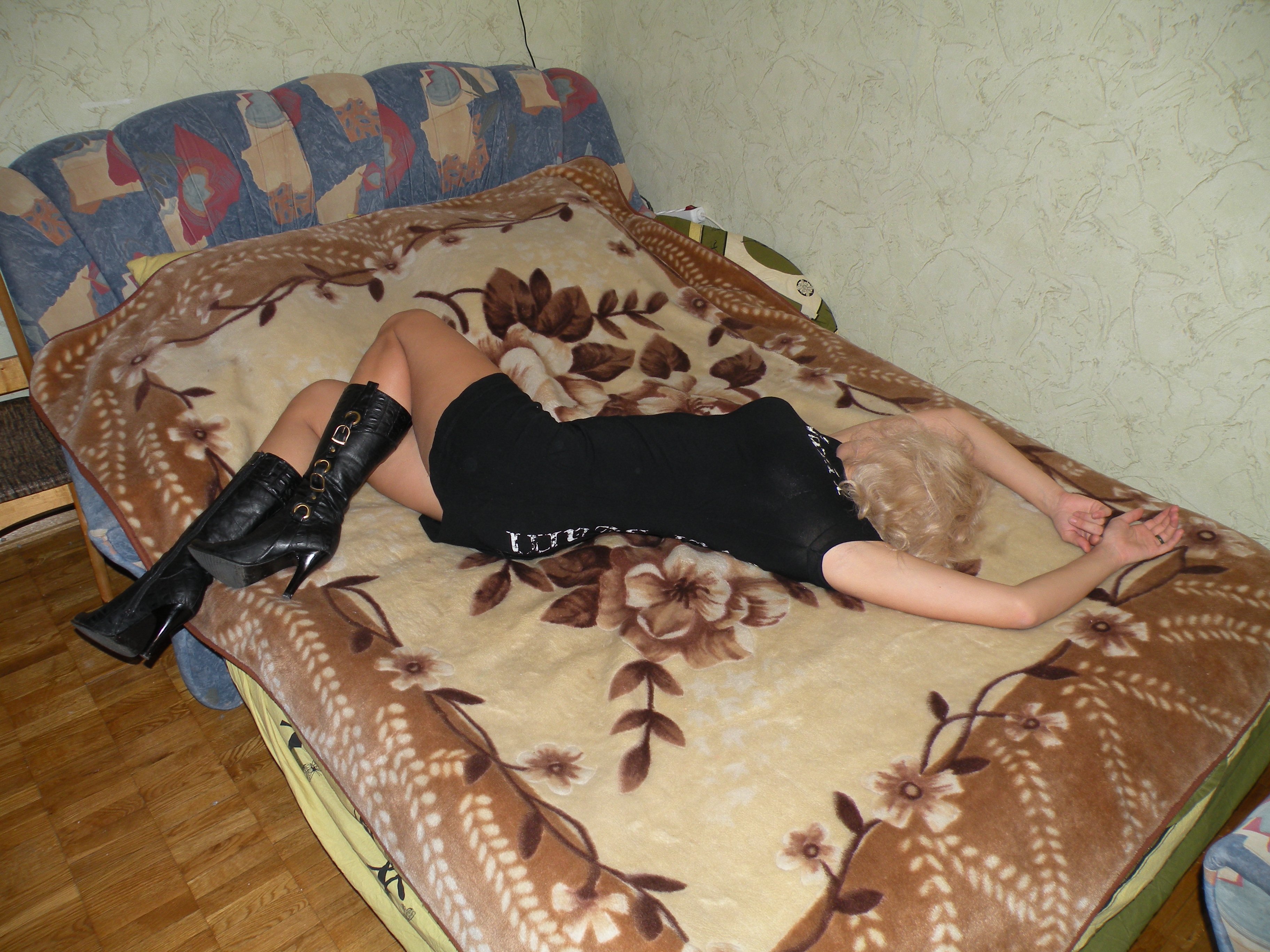 Shameless Slut Amateur Porn Photo Exposed in XXX Action