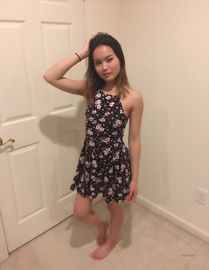 Sexy Asian in Thong: Explicit Amateur Erotic Photo