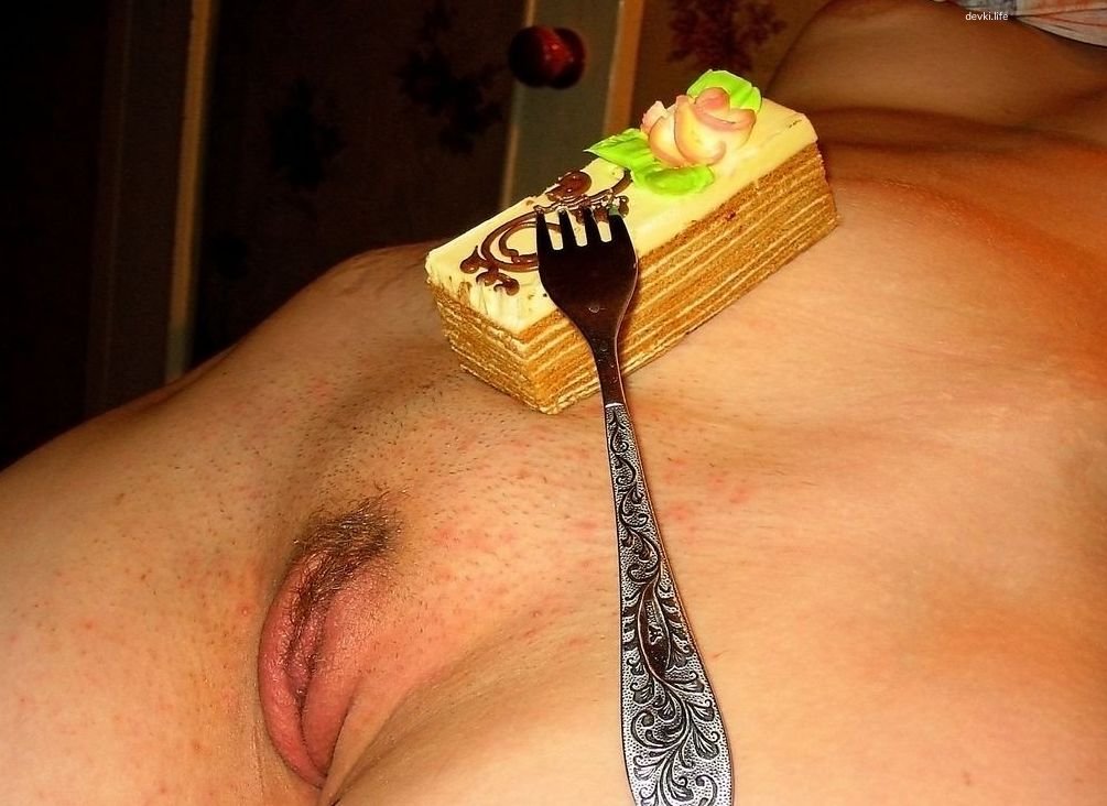 Wife Loves Posing Naked: Explicit Amateur Porn Photos