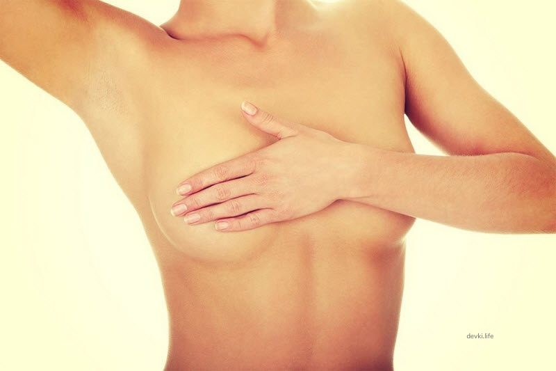 Topless Girls Covering Breasts with Hands - Explicit Amateur Photo Collection