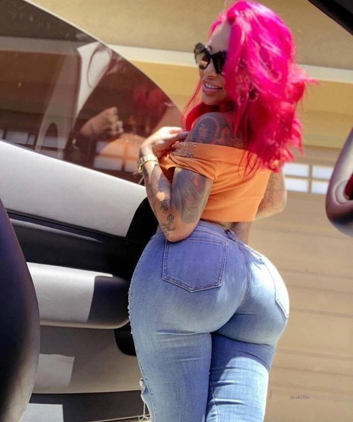 Hot Booty Babes Compilation: Amateur Photos of Big Booty Ladies
