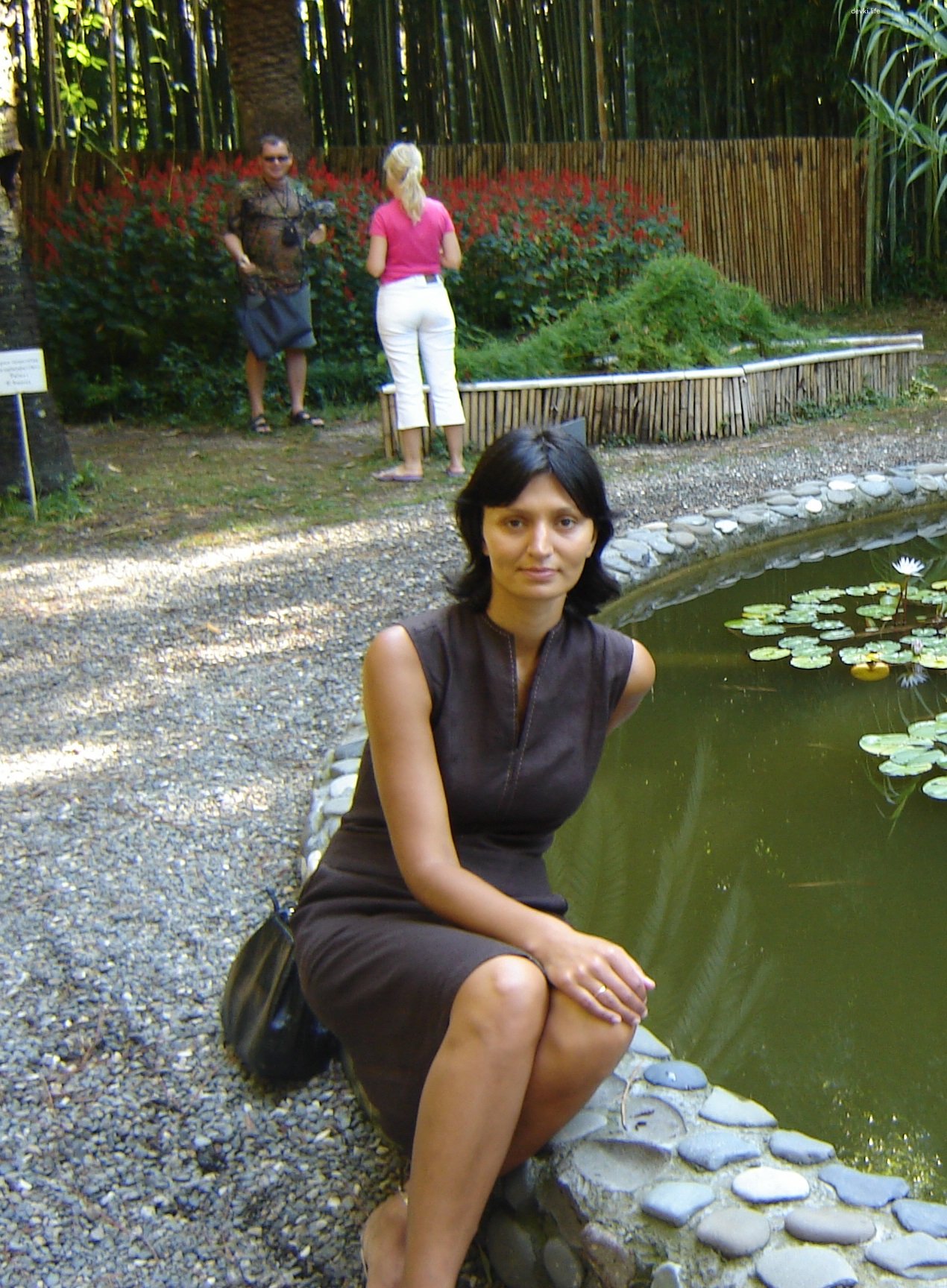 Mature MILF Deepthroats Cock in Amateur Porn - Explicit Oral Sex Scene