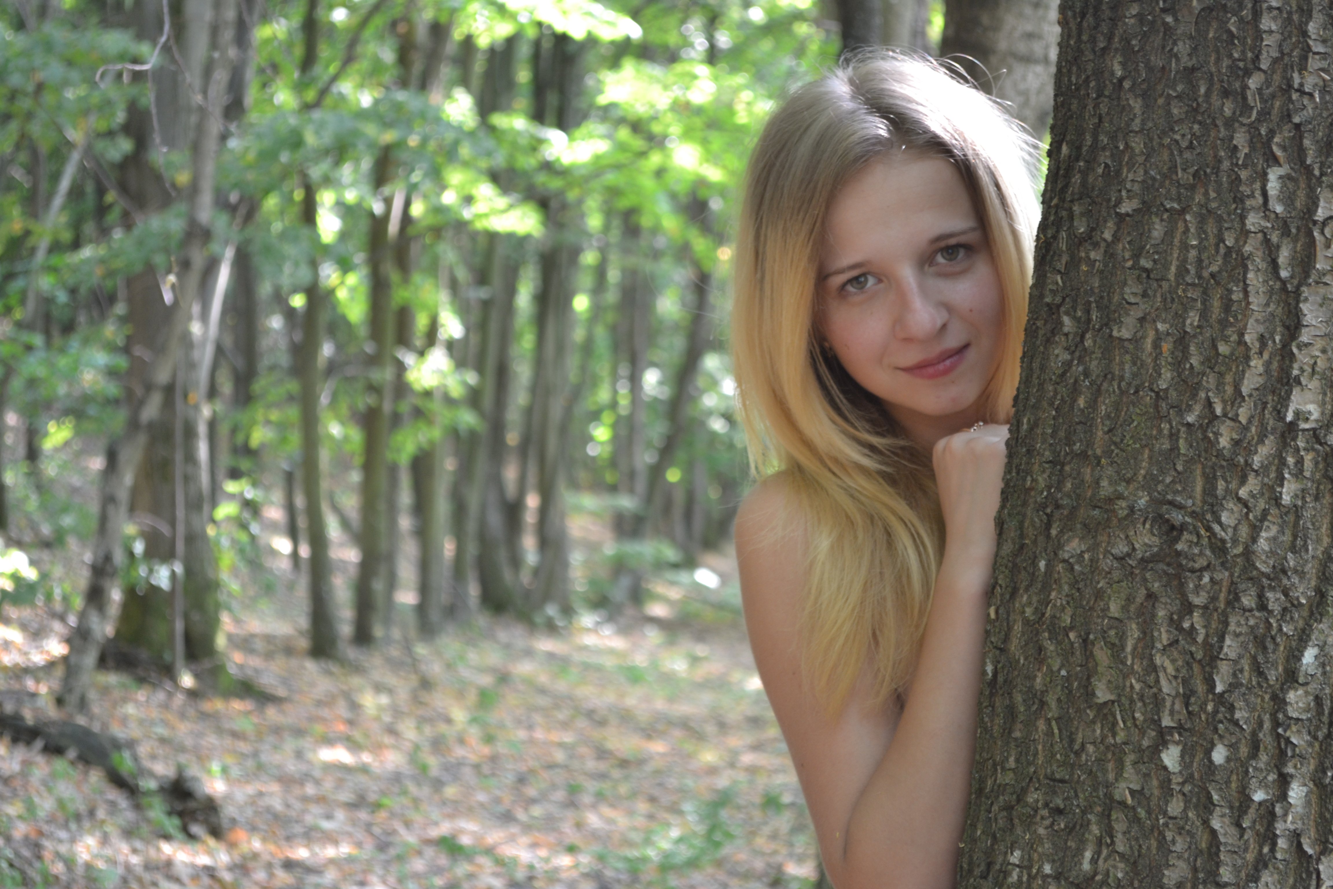 Topless Forest Walk: Explicit Amateur Photo Shoot in the Woods