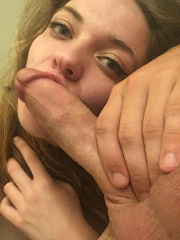 Russian Beauties in Steamy Amateur Porn - Explicit Photos