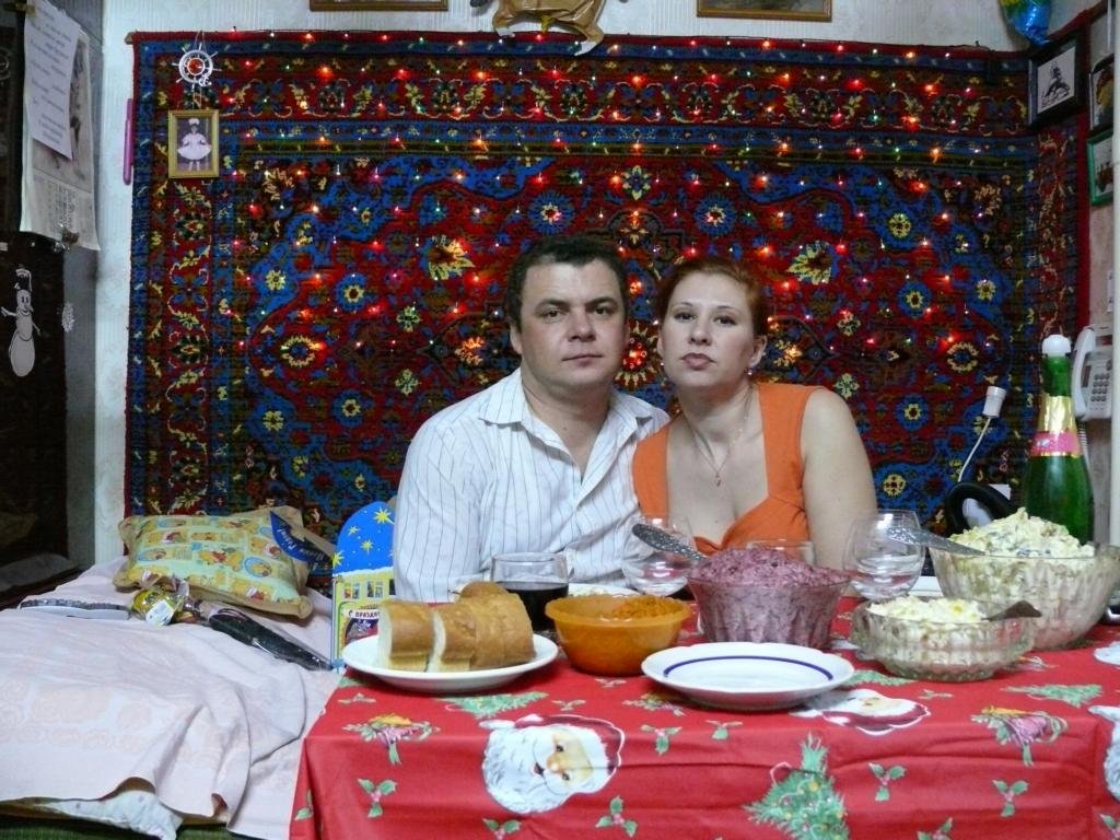 Family Sex Photos: Explicit Moments with Friend - Amateur Porn